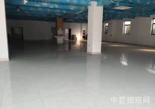 租金低 配套齊全 空地大 停車方便楊浦廠房出售,配電300KVA適合適合各類無污染企業行業,能注冊