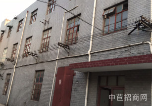 嘉定層高7.5米廠房出售標準廠房一層50 年產權，可貸款