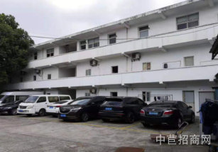 交通便利,房東誠心出售,產證清晰,隨時看房黃浦廠房出售,配電150KVA適合無污染行業,