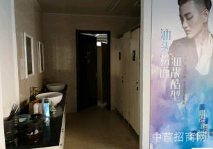 深圳市坪山區廠房出售坪山區6900平廠房出售鐵路重工業叉車可樓上作業，提升利用率無塵車間