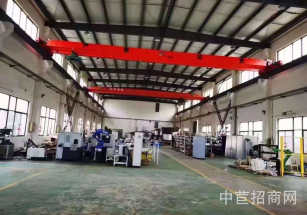 松江區層高7.9米獨院獨棟單層有免租期 可以分租 環氧地坪