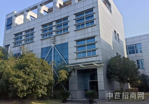 莘莊工業(yè)區(qū)6600平廠房出租6600平獨(dú)棟廠房出租，單層2200，層高7米，有現(xiàn)成實(shí)驗(yàn)室