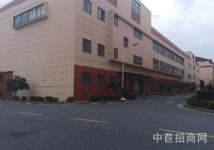 金山3700平廠房出售金山13畝3700平廠房出售，一局二，層高10米左右帶行車