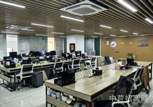 元江路1000平現成研發廠房出租元江路1000平研發辦公廠房出租，104地塊精裝修帶家具