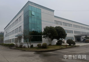 松江23000平單層廠房出租松江23000平單層廠房出租，層高9米有卸貨平臺，配套有宿舍