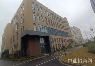 顓橋2000平展廳出租顓橋2000平展廳、倉庫出租，層高4.5米，帶環(huán)氧地坪