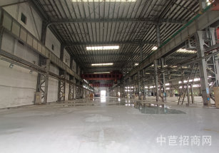 松江8600平單層廠房出租松江8500平單層廠房出租，層高9米，配套精裝辦公室