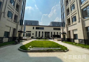 智象中心小獨(dú)棟松江洞涇750平廠(chǎng)房出租，適合展廳辦公等，層高6.5米