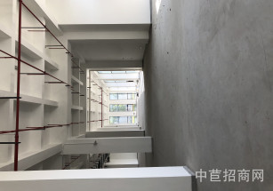 富立康控股集團大廈浦東獨棟廠房二層出租 104