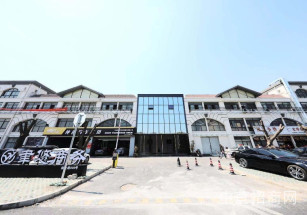 洞業(yè)路999號