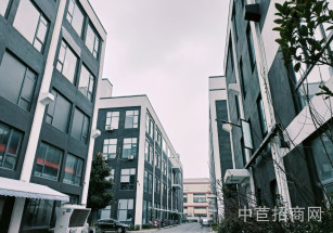 昆山周市獨棟單層廠房昆山周市獨棟單層廠房出售，層高12米，無污染行業均可