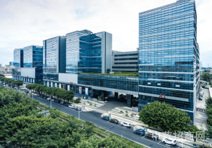 張槎東成立億產業園佛山2號線旁新建廠房出售，配套成熟，緊鄰廣佛高速，交通便捷