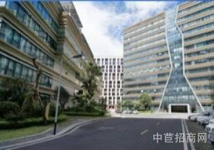 黃金特色小鎮深圳北小面積廠房出售，近地鐵高速口，配套餐廳食堂，