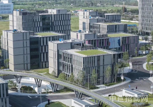 臨港南橋科技城（東方美谷）一期花園式辦公廠房，104可環評，玻璃幕墻