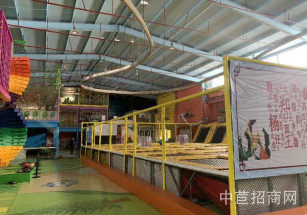 莘松路1398號(hào)歆翱創(chuàng)新園