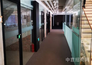 北美國際來廣營北京朝陽1500平辦公研發廠房出租 近地鐵和居民區 交通便利