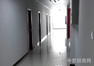 崇川廠房出售稀少可環(huán)評(píng)廠房 面積可分配電150KVA適合標(biāo)準(zhǔn)機(jī)械廠房可注冊(cè)