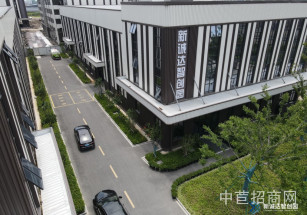 平湖廠房出售班車、超市磚混結(jié)構(gòu)園區(qū)形象好適合適合各類無污染企業(yè)