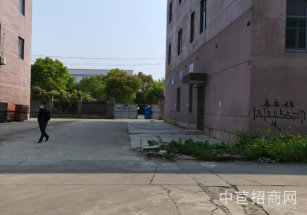 金山朱涇中濤路廠房金山朱涇104地塊單層火車頭廠房