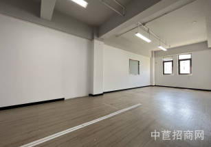 浦東張江廠房出租張江中科路地鐵口上蓋~200平帶裝修家具~隨時看房~歡迎咨詢