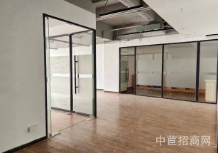 微格創意園徐涇1000平廠房出租 兩部貨梯，四部客梯，24小時安保