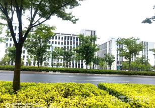 南通市蘇通園區(qū)南通廠房出租 租金便宜 資金壓力小 帶3噸貨梯