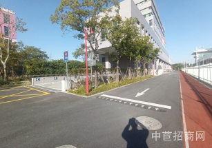開幕啦城市更新園蓮花南路工業廠房出租，車位充足，近滬金高速