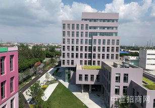 開幕啦城市更新園展廳攝影廠房出租，底樓層高6.5米，緊臨主干道