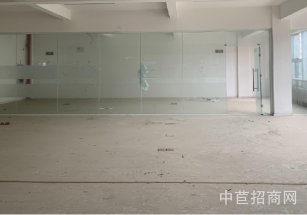 潤星科技園昆山廠房出租面積可分割大空地貨梯三噸可環評包物業