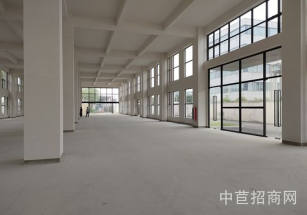 莘莊工業(yè)區(qū)廠房出租莘莊新空出1000平一樓廠房，原房東出租