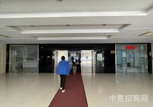 松江一樓廠房新橋810平廠房出售，稀缺一樓廠房出售，104可環評