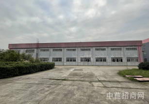 松江55畝獨(dú)院出售松江二手工業(yè)廠房出售，空地大進(jìn)出方便，配有辦公宿舍樓