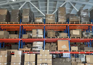 莘莊工業區12米單層廠房出租出租閔行莘莊1700平單層廠房，可做倉儲物流生產加工電商展廳