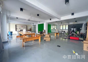 顓橋總部一號獨棟出租閔行獨棟1100平廠房出租，有兩棟，精裝修交通便利